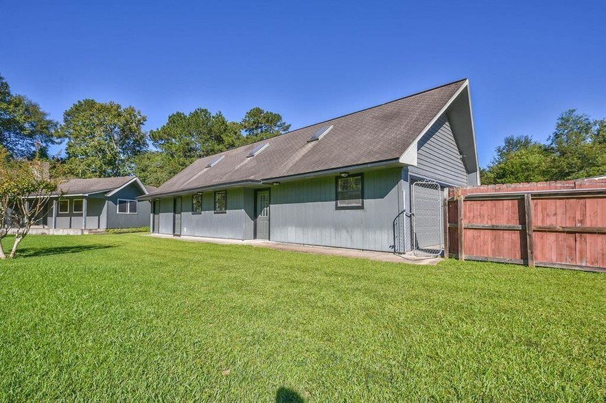 More Photos Of 24917 W Christine Dr, Splendora Manufactured Housing Mobile Home Park For Sale