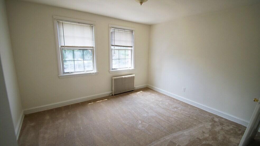 205 Elmira St SW, Washington, DC 20032 Apartments For Sale