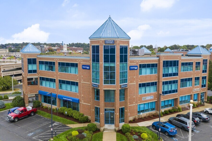 Primary Photo Of 10 George St, Lowell Medical For Lease