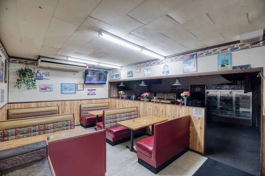 More Photos Of 2414 Main St, Lewiston Convenience Store For Sale