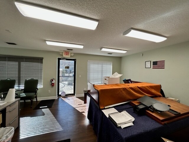 More Photos Of 85101 Commercial Park Dr, Yulee Flex For Lease