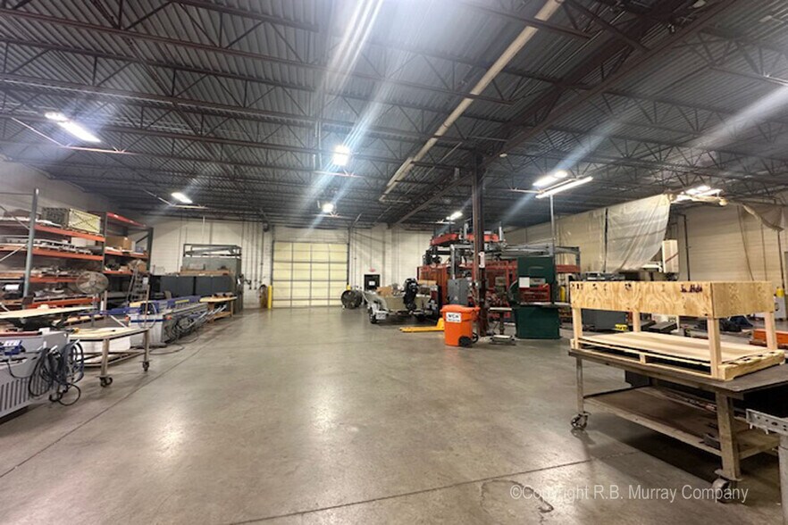 More Photos Of 820 N Cedarbrook Ave, Springfield Industrial For Sale