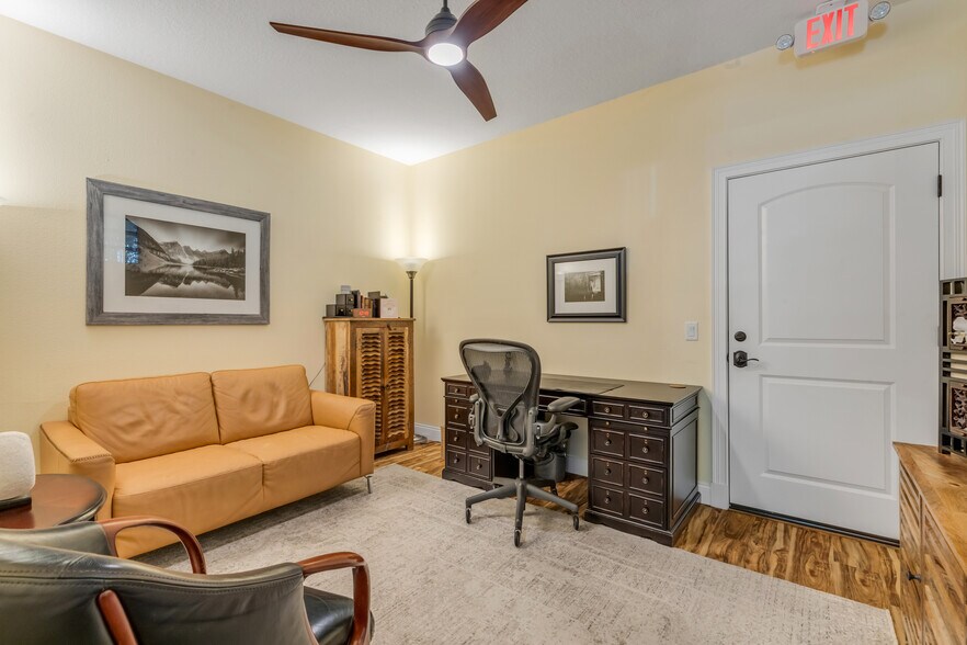 More Photos Of 136 Julia St, New Smyrna Beach Flex For Sale