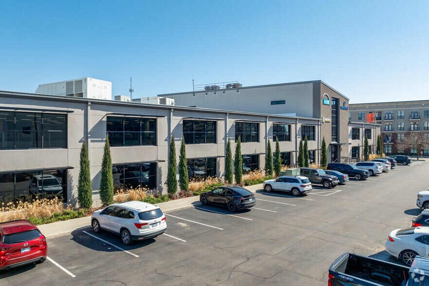 More Photos Of 110 S Hartford Ave, Tulsa Office For Lease