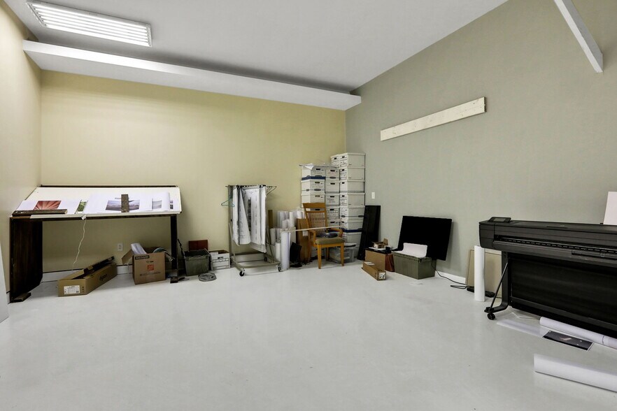 More Photos Of 269 Stone Schoolhouse Rd, Bloomingburg Warehouse For Sale