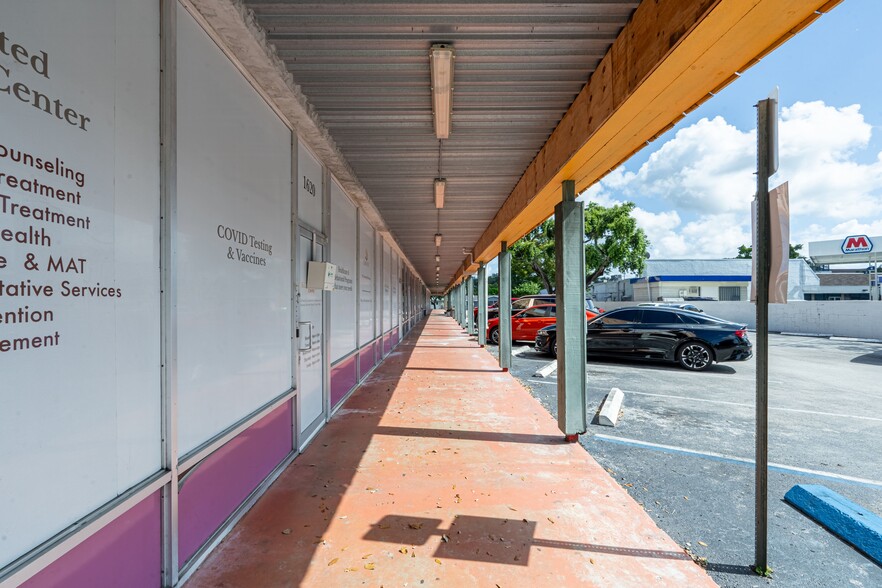 More Photos Of 1620-1648 NE 148th St, Miami Freestanding For Sale