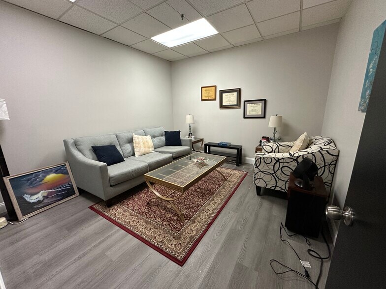 More Photos Of 225 Dolson Ave, Middletown Office For Sale