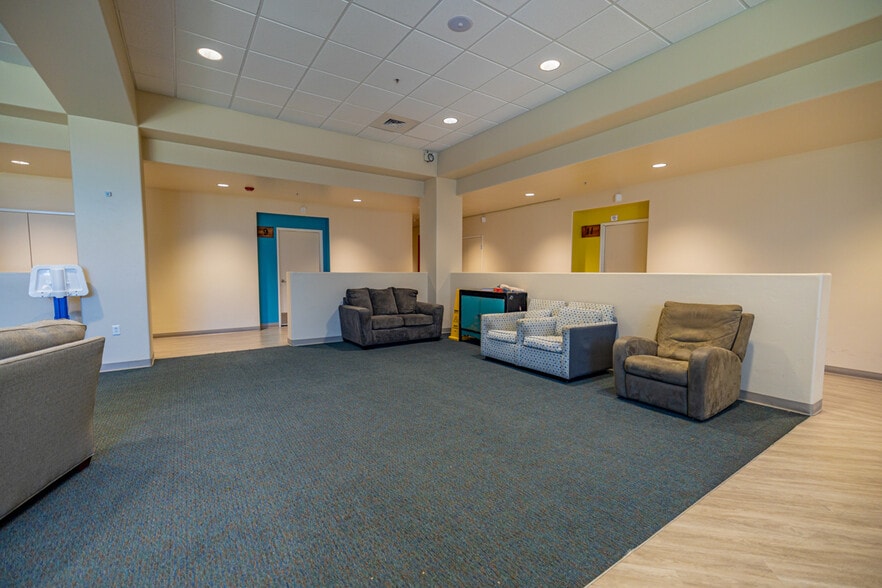 More Photos Of 6501-6505 N La Cholla Blvd, Tucson Assisted Living For Sale