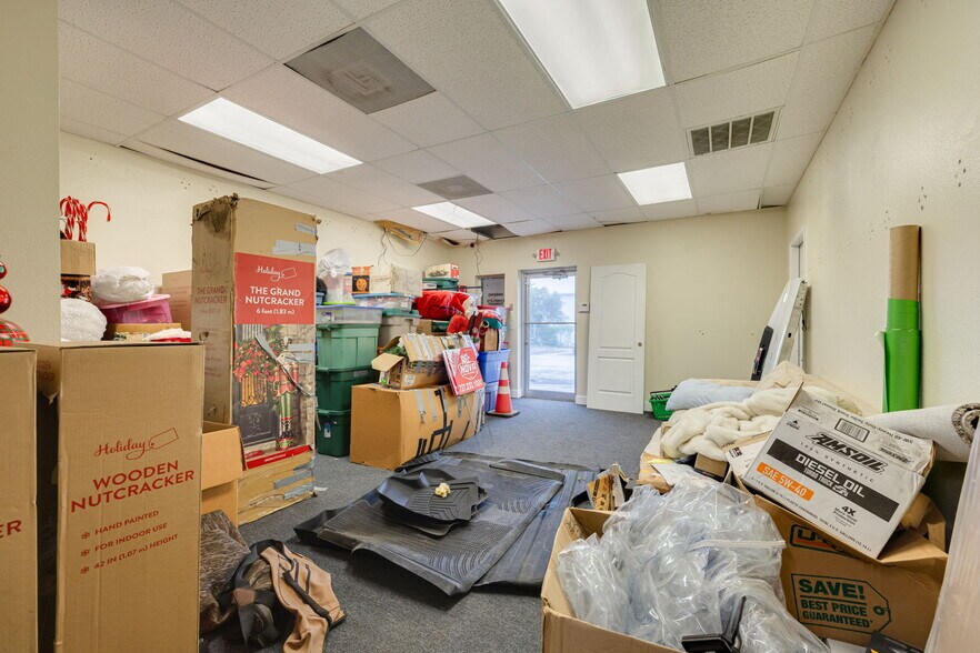 More Photos Of 9914 State Road 52, Hudson Warehouse For Sale