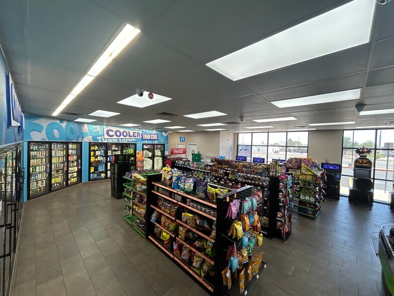 More Photos Of 1537 N Boulder Hwy, Henderson Convenience Store For Sale