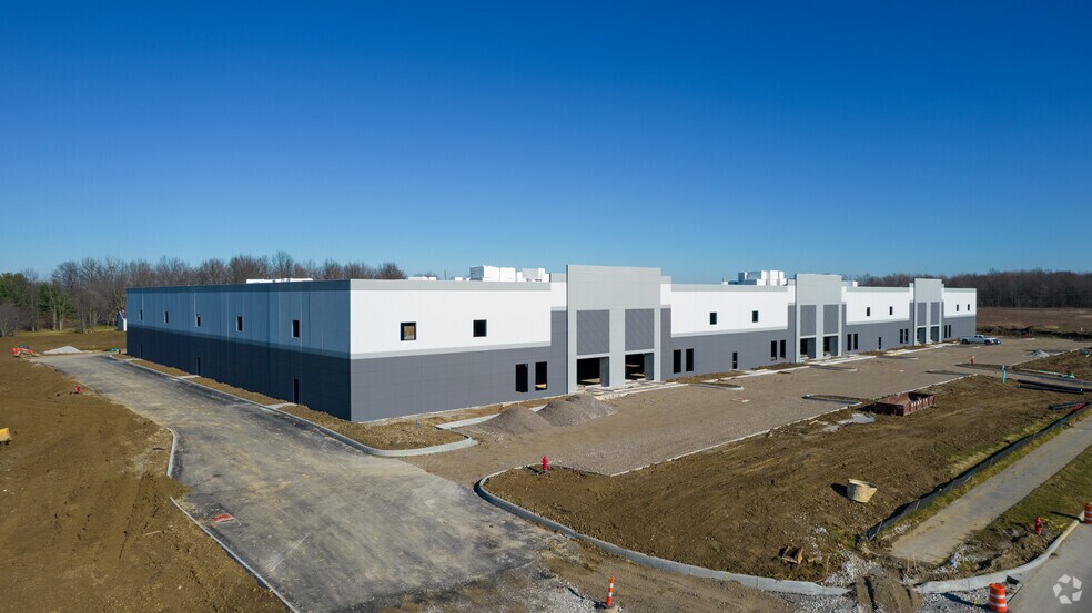 More Photos Of 9360 Innovation Campus Way, New Albany Warehouse For Lease