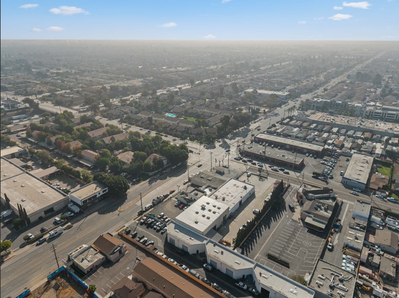 More Photos Of 22221 S Vermont Ave, Torrance Veterinarian Kennel For Sale