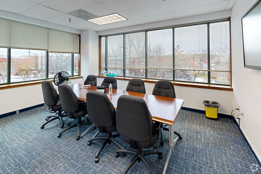 More Photos Of 46655 Expedition Dr, Lexington Park Office For Lease