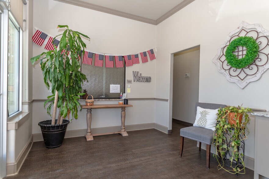 More Photos Of 4519 Mills Park Cir, College Station Office For Sale