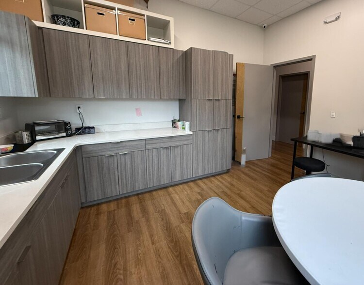 More Photos Of 760 Currency Cir, Lake Mary Medical For Lease