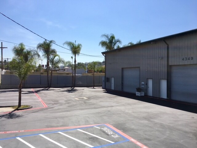 More Photos Of 4345 Twain Ave, San Diego Unknown For Lease