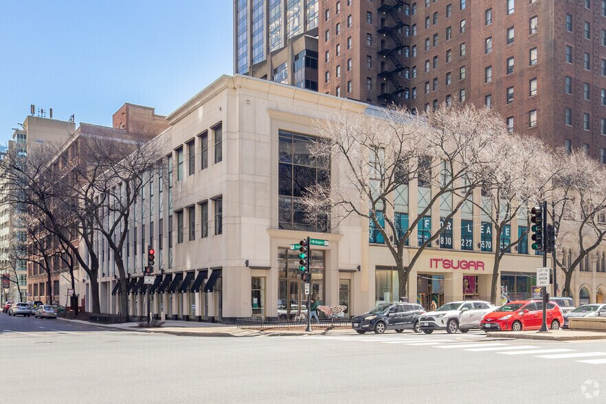 Primary Photo Of 717 N Michigan Ave, Chicago General Retail For Lease