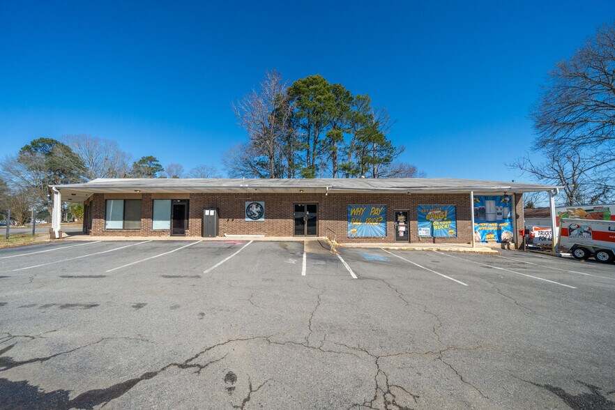 More Photos Of 808-814 W Center St, Sheridan Storefront Retail Office For Sale