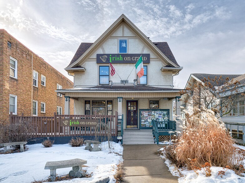 Primary Photo Of 1124 Grand Ave, Saint Paul Freestanding For Sale