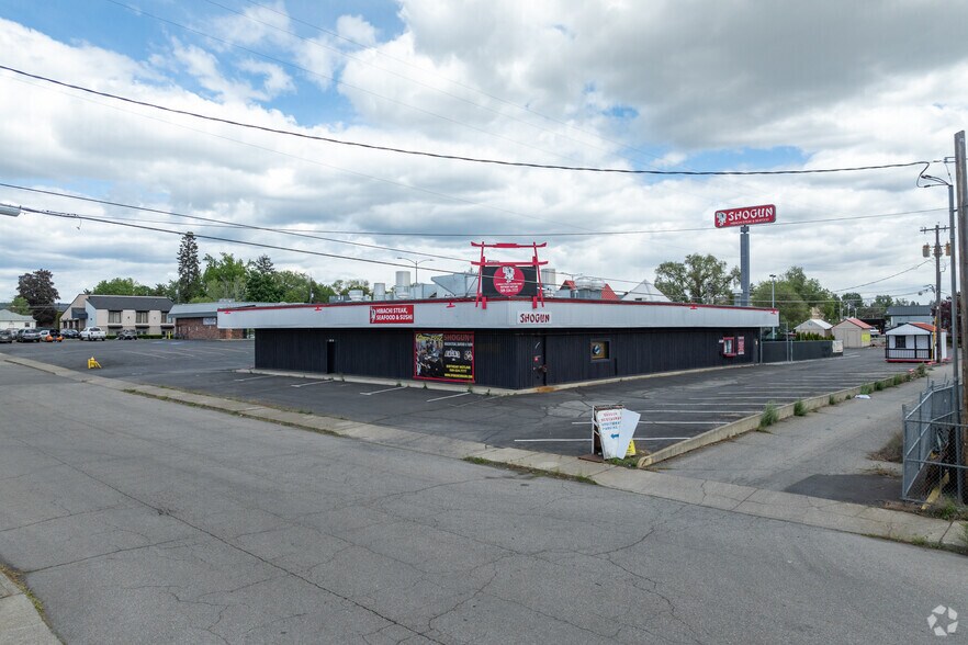More Photos Of 20 N Raymond Rd, Spokane Restaurant For Sale