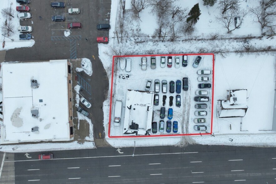 More Photos Of 26639 Michigan Ave, Inkster Auto Dealership For Sale