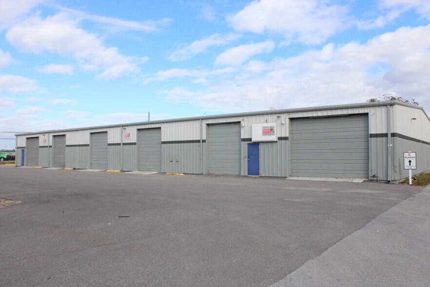More Photos Of 1400 L and R Industrial Blvd, Tarpon Springs Unknown For Lease