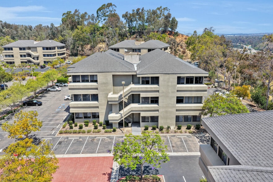 More Photos Of 3665 Ruffin Rd, San Diego Unknown For Lease