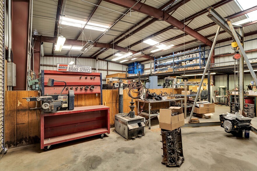 More Photos Of 75851 Baseline Rd, Twentynine Palms Warehouse For Sale