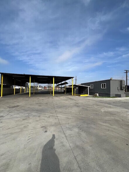 More Photos Of 15082 Valley Blvd, Fontana Land For Lease