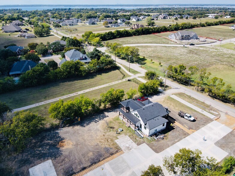 More Photos Of 301 Hubbard Dr, Heath Loft Creative Space For Lease