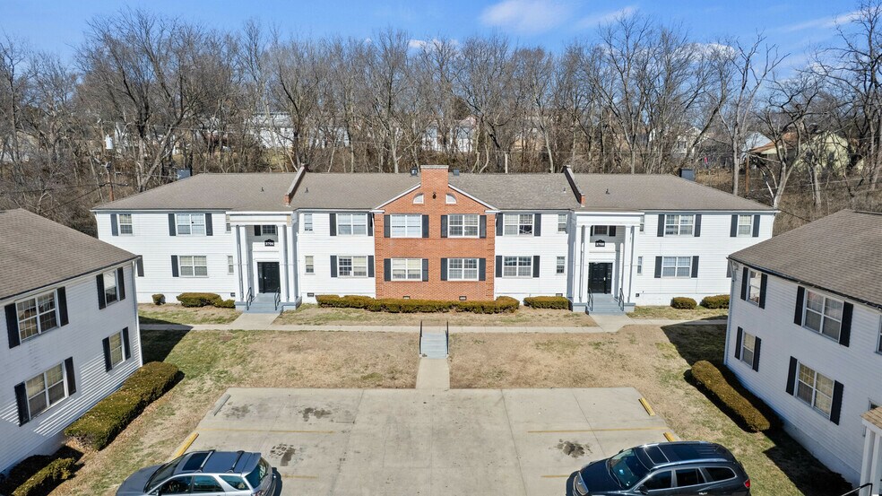 More Photos Of 3712 E 47th Ter, Kansas City Apartments For Sale
