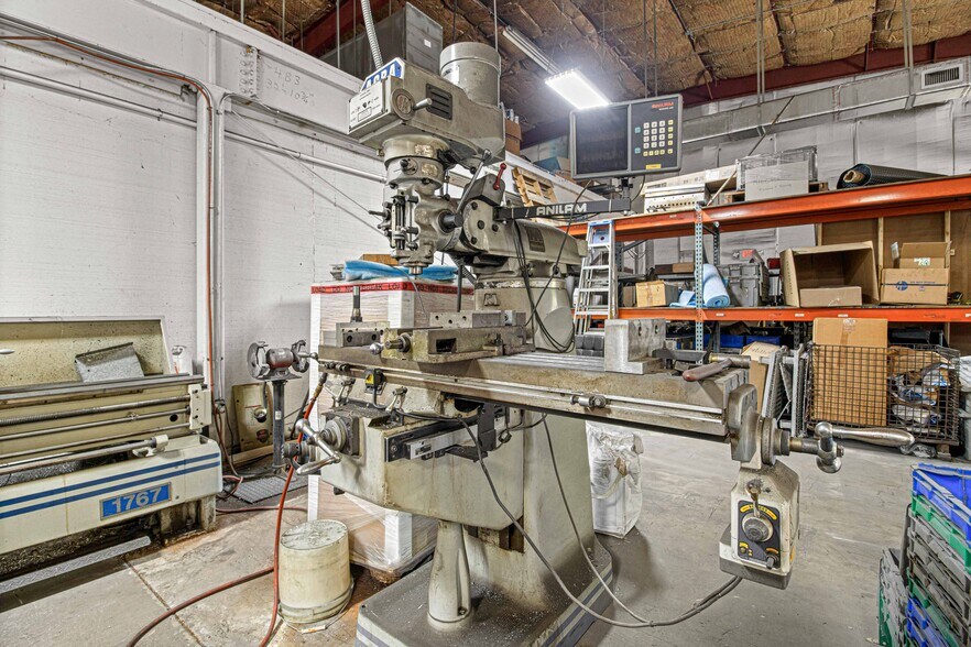 More Photos Of 1031 NE 16th St, Ocala Manufacturing For Sale