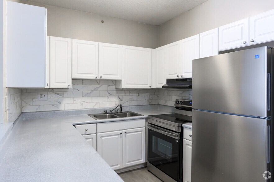 More Photos Of 6595 Mount Zion Blvd, Morrow Apartments For Sale