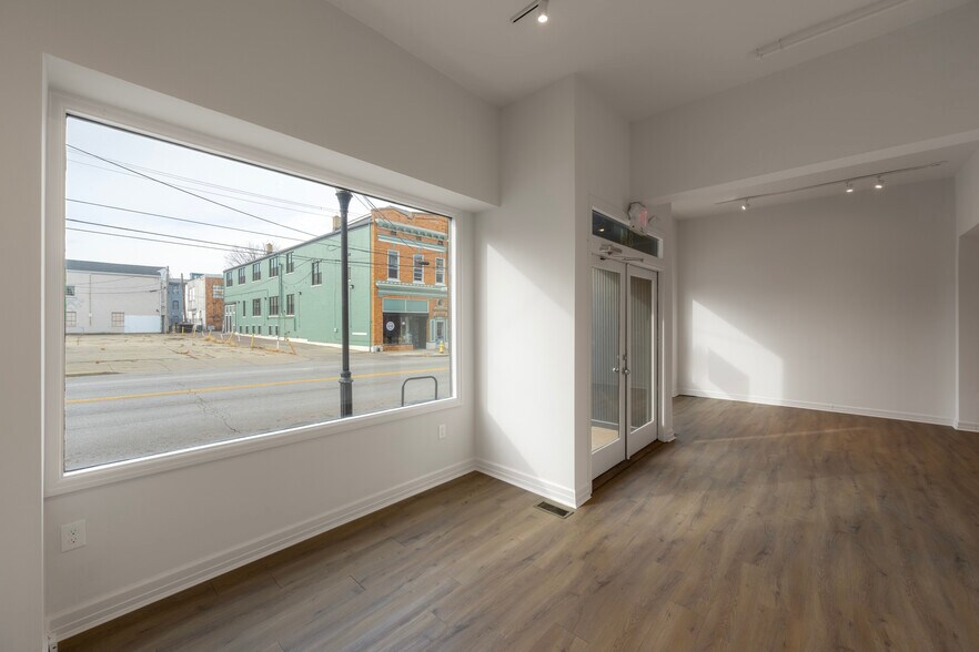 More Photos Of 814 Madison Ave, Covington Office Residential For Lease