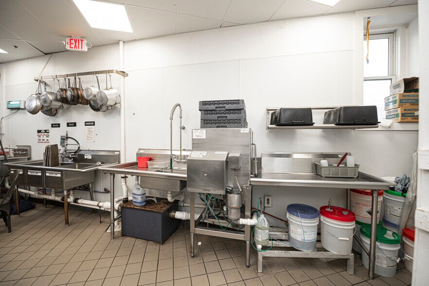 More Photos Of 425 Bridge St, Phoenixville Freestanding For Sale