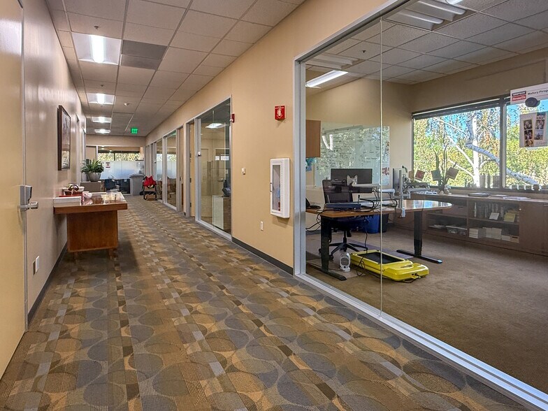 More Photos Of 5956-5964 W Las Positas Blvd, Pleasanton Office For Sale