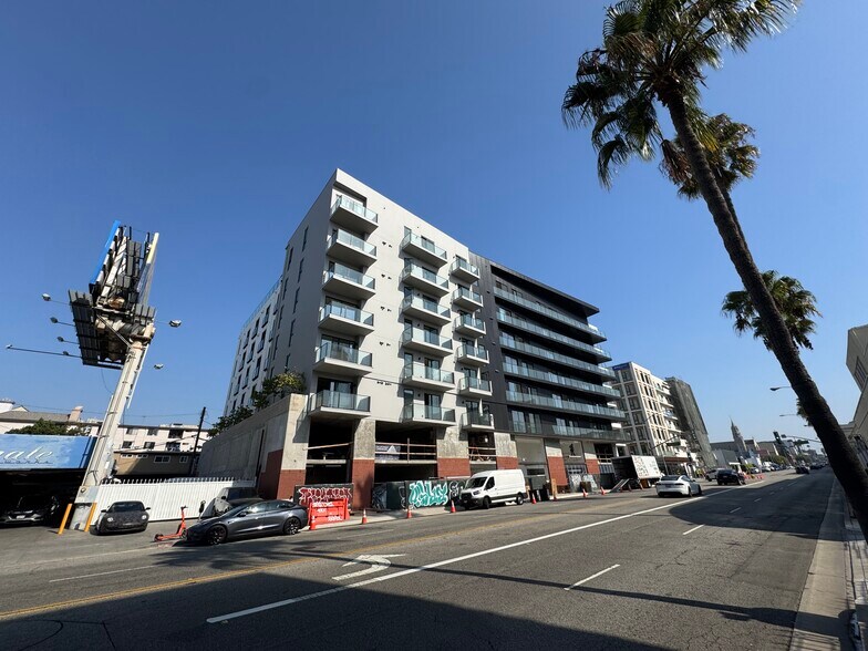 More Photos Of 10401 Washington Blvd, Culver City Apartments For Lease