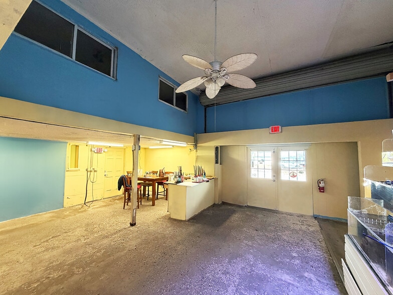 More Photos Of 6028 Pine Hill Rd, Port Richey Freestanding For Sale