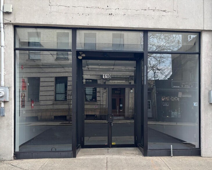 Primary Photo Of 108-110 E 4th St, Plainfield Storefront For Lease