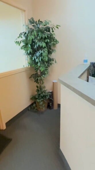 Primary Photo Of 10147 Royalton Rd, North Royalton Light Manufacturing For Lease