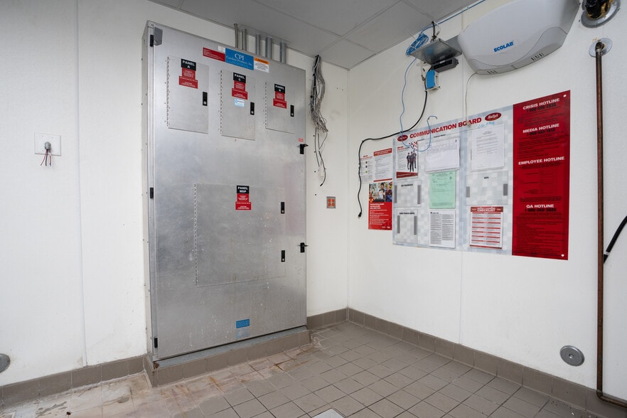 More Photos Of 7393 El Cajon Blvd, La Mesa Fast Food For Sale