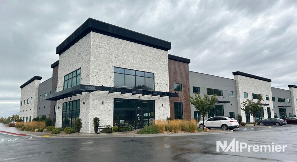 Primary Photo Of 61 W State St, Lehi Showroom For Lease