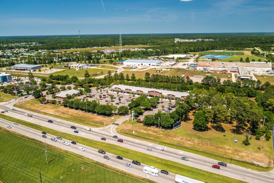 More Photos Of 201 Graduate Rd, Conway Storefront For Lease