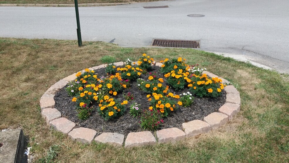 More Photos Of 1386 Lincoln Dr, Monaca Multifamily For Sale