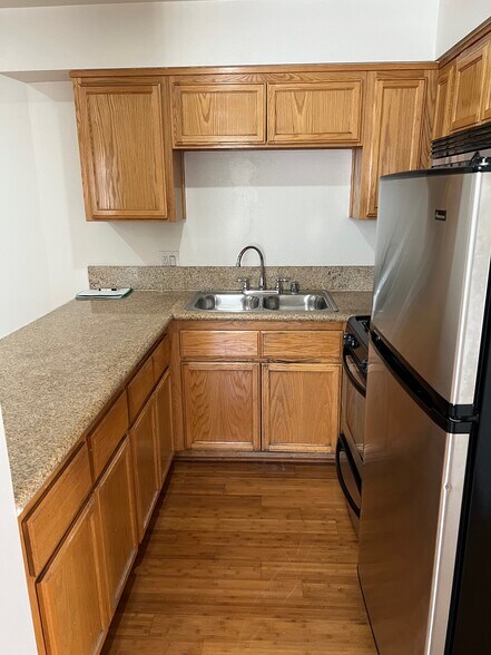 More Photos Of 843 S Ardmore Ave, Los Angeles Apartments For Sale