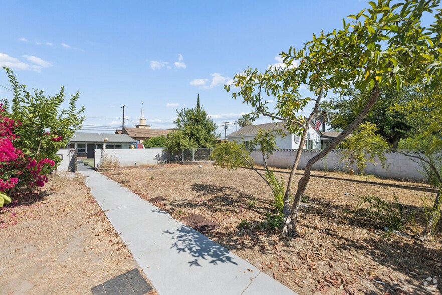 More Photos Of 412 N San Gabriel Ave, Azusa Daycare Center For Lease
