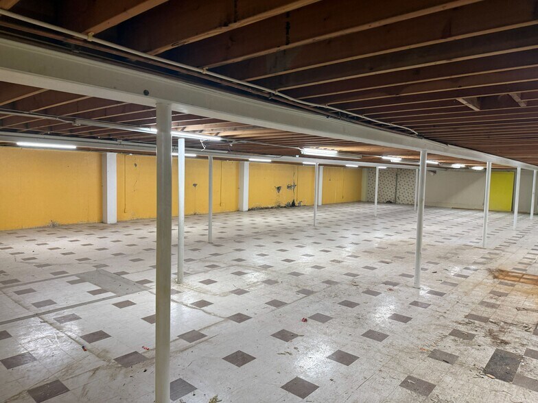 More Photos Of 235 Nucleus Ave, Columbia Falls Office For Lease
