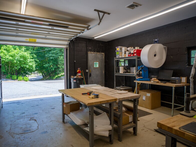 More Photos Of 1 Continental Hl, Glen Cove Warehouse For Sale