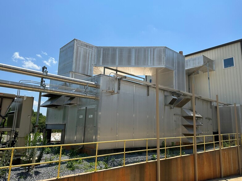 More Photos Of 119 Metrolina Dr, Shelby Manufacturing For Sale