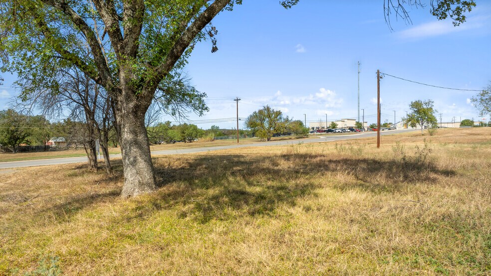 More Photos Of 711-3 Avenue N, Marble Falls Land For Sale